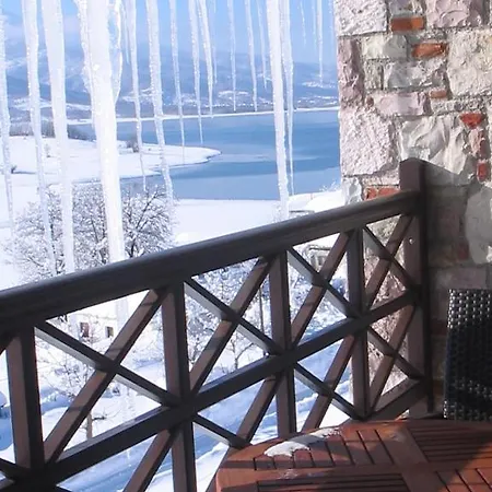 Titagion מלון 3*