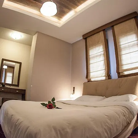 Hotel Titagion 3*