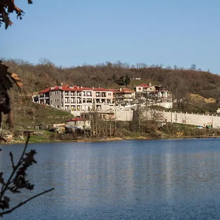 Titagion Hotel Plastiras-Stausee