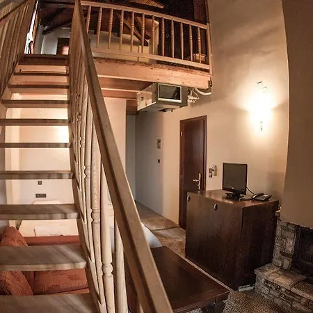 Titagion פלסטירס