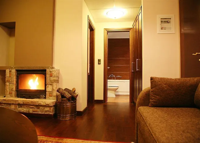 Titagion Hotel Lago Plastiras